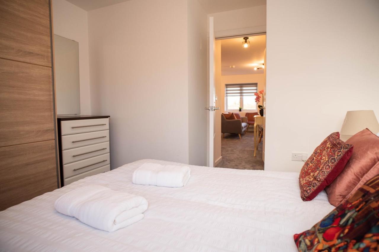Walnut Flats-F4, 2-Bedroom With Ensuite - Parking, Netflix, Wifi - Close To Oxford, Bicester & Blenheim Palace Kidlington Ngoại thất bức ảnh