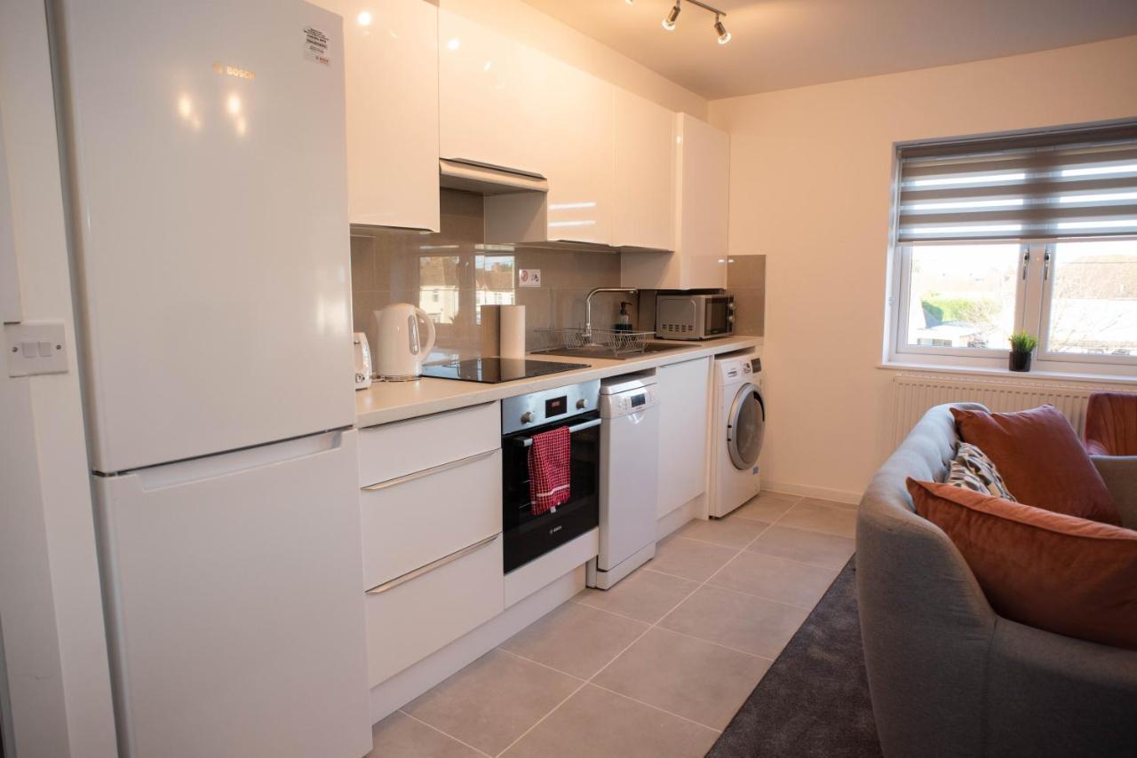 Walnut Flats-F4, 2-Bedroom With Ensuite - Parking, Netflix, Wifi - Close To Oxford, Bicester & Blenheim Palace Kidlington Ngoại thất bức ảnh